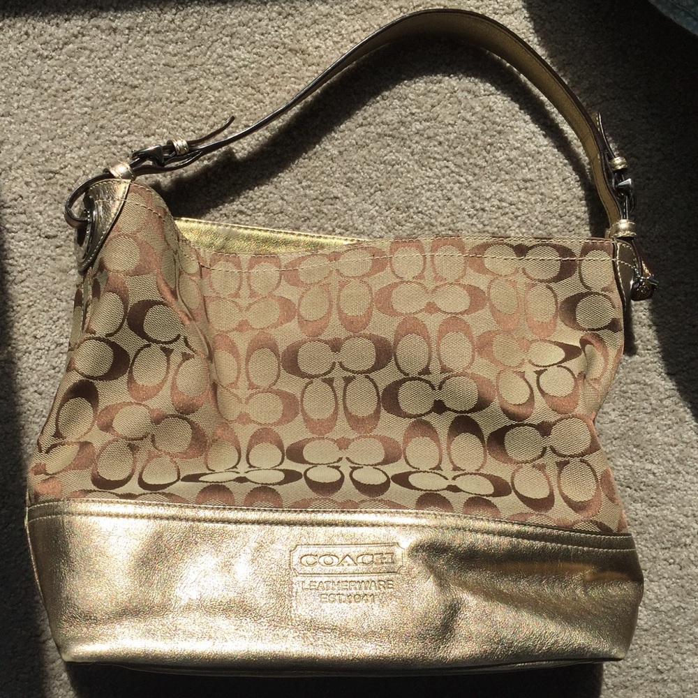 Authentic Coach Tote: Used Excellent Condition